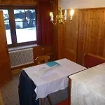 Austrian Alps - Haus Kienreich בית הארחה אלטנמרקט אים פונגאו