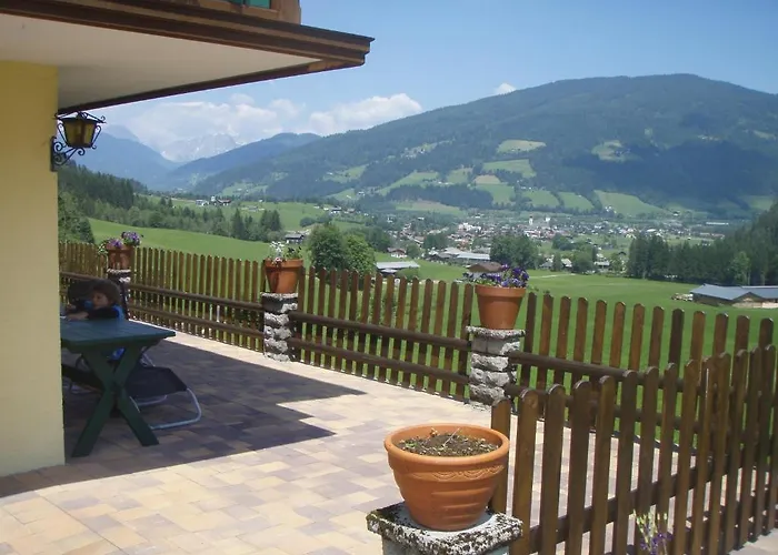 Austrian Alps - Haus Kienreich ゲストハウス 3*